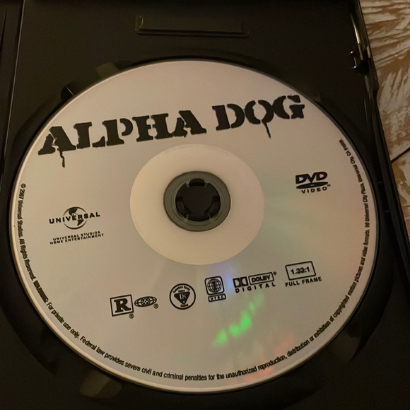 3/$15 u pick dvds📀or 1 for $9~ ALPHA DOG - Picture 3 of 7